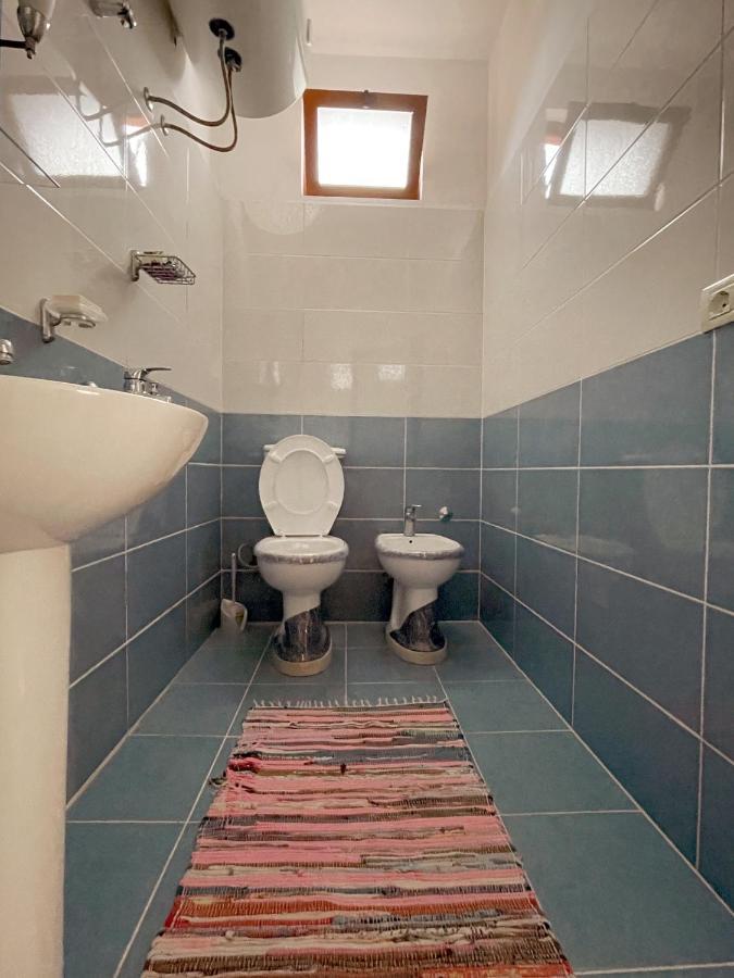 Vila 8 Kruje Luaran gambar